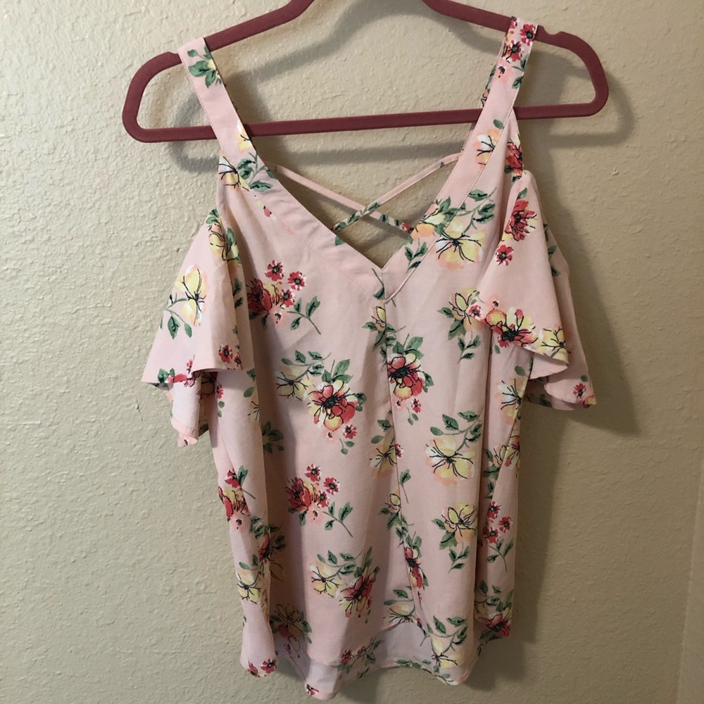 Pink floral cold shoulder top - Picture 3 of 4